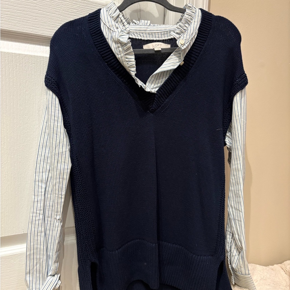 LOFT Navy V-Neck Sweater Vest - Picture 1 of 2